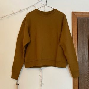 NWT Girlfriend Collective Sweatshirt